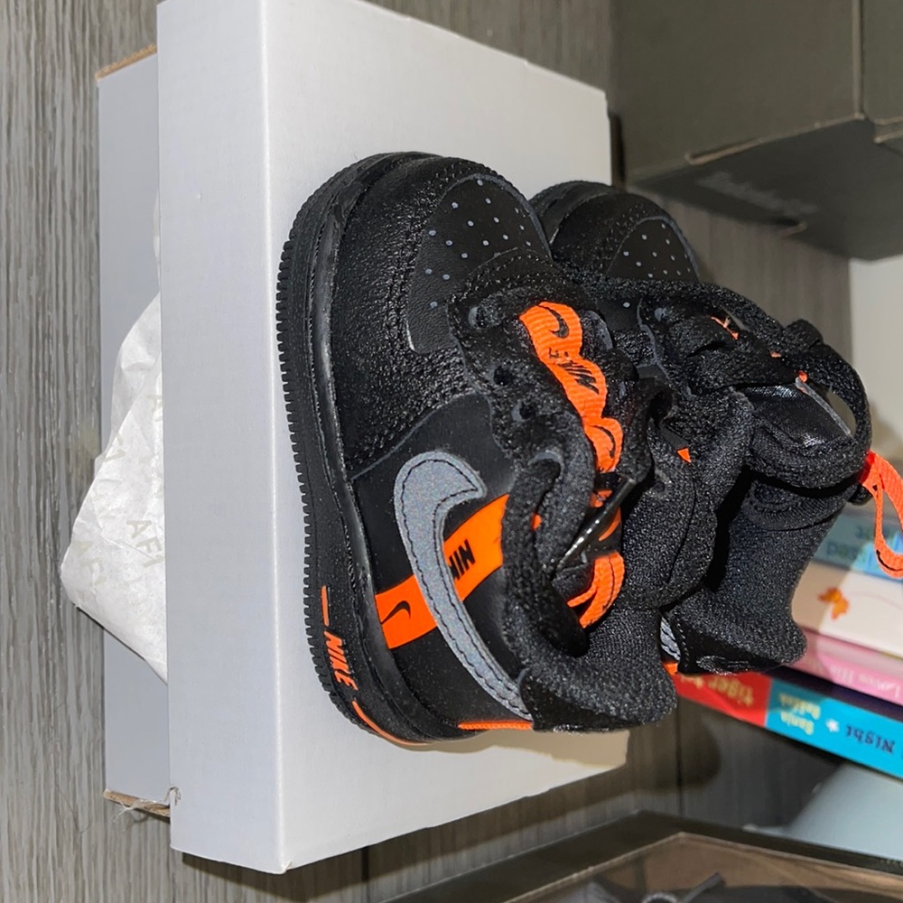 Nike Air Force One Hard bottom Size 2C